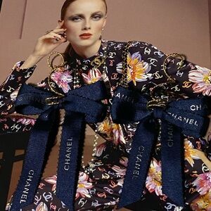 ✨Two pairs of Chanel ribbon bows, measurements in photos✨